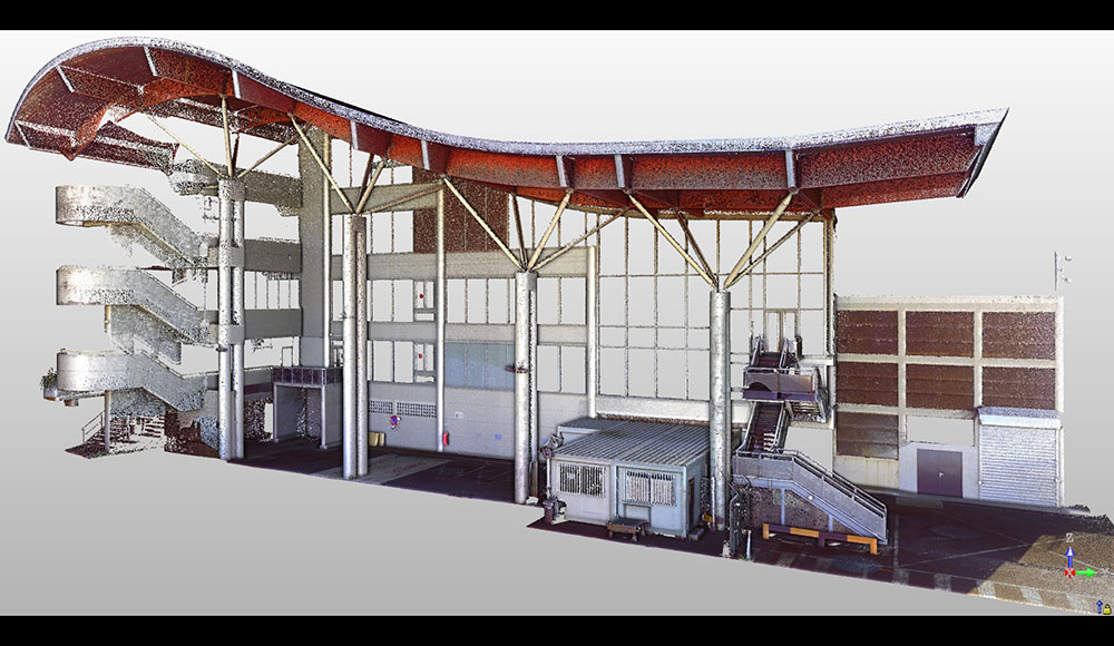 Numérisation 3D d'une façade de l'aéroport Roland Garros à la Réunion, réalisée par Arcad Ingénierie